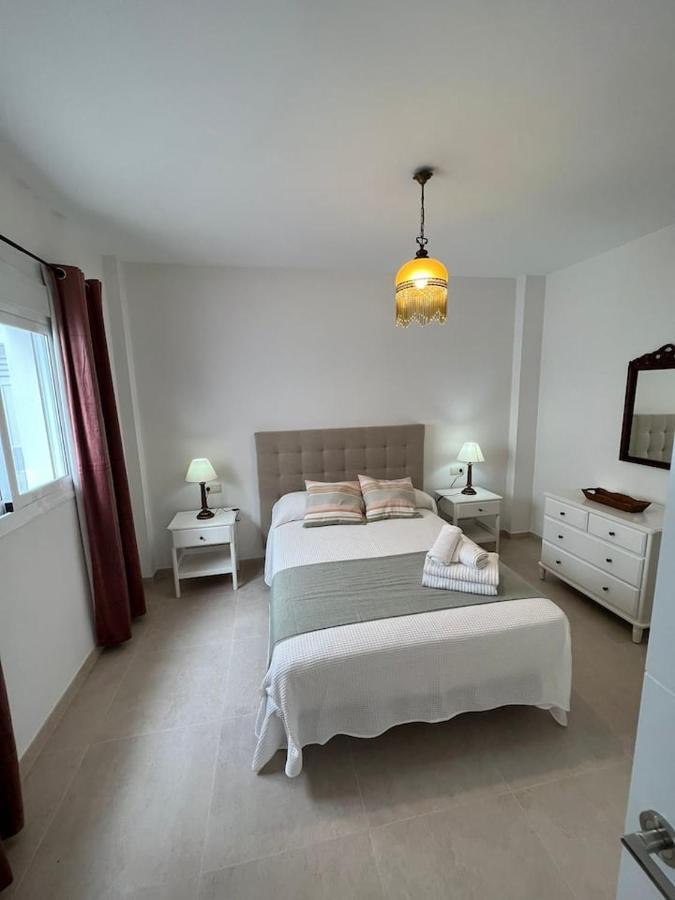 Apartamento La Canela Нерха Екстериор снимка