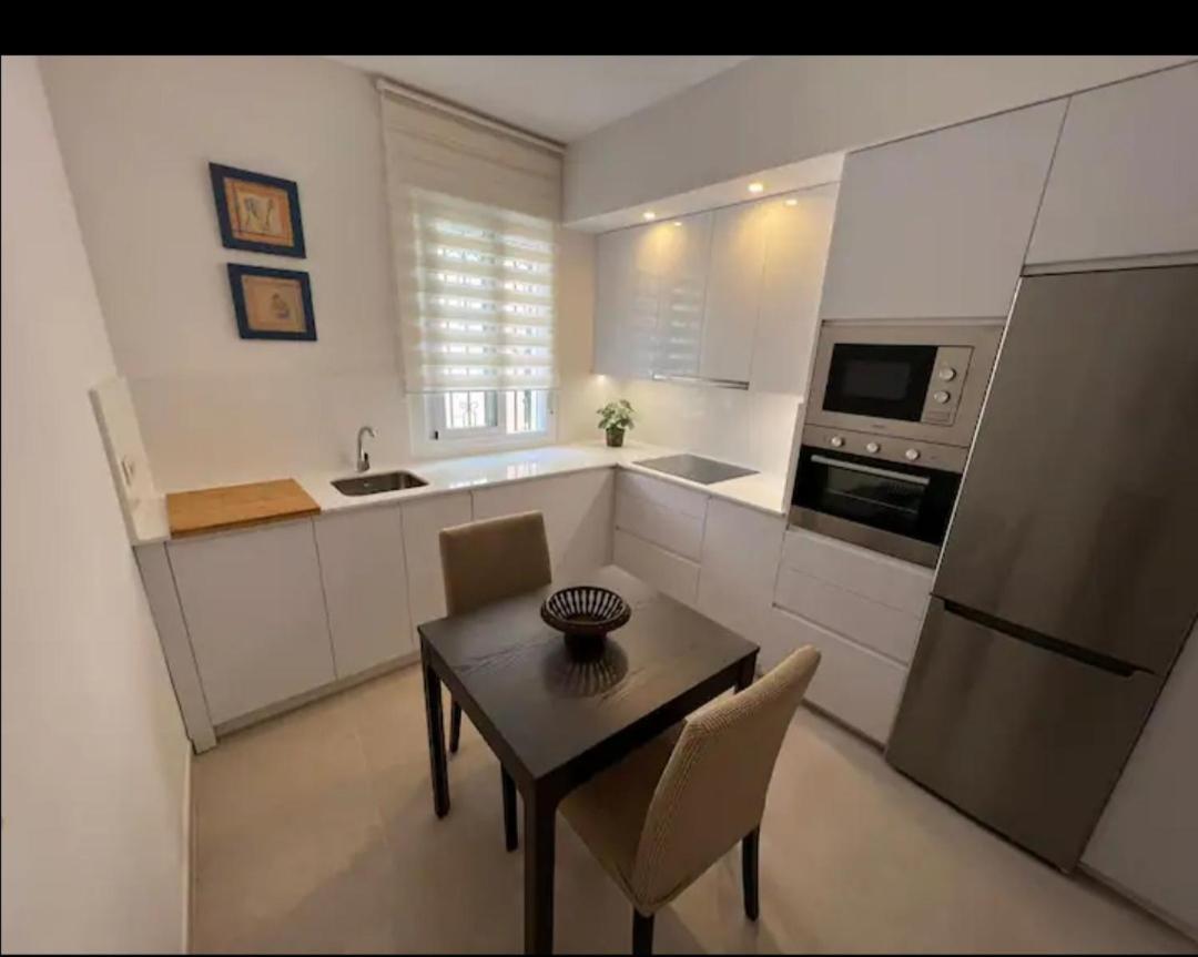 Apartamento La Canela Нерха Стая снимка